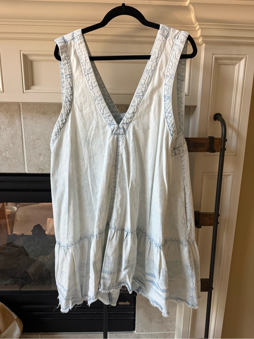 Free People Pale Blue V-Neck Sleeveless Tunic